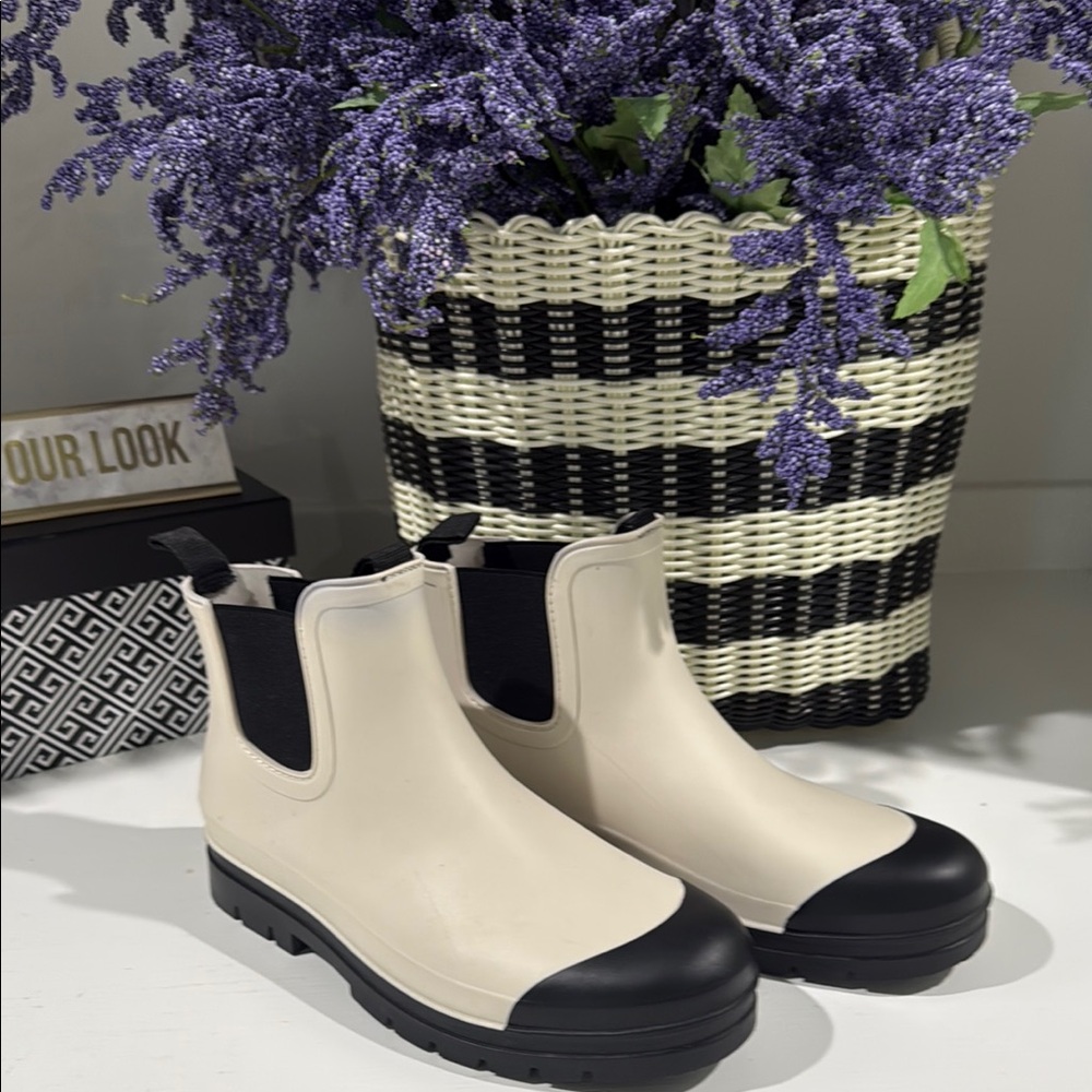 Women's Black and Cream Ankle Boots